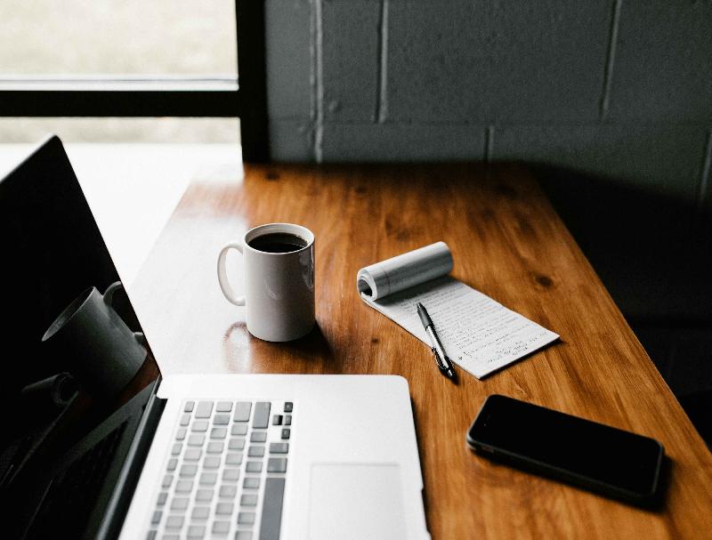 为什么客户更愿意和真人沟通，智能客服机器人效果怎么样？
